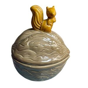 Vintage Squirrel on a Walnut Ceramic Nut Holder Made in Taiwan